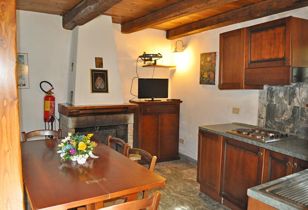 منزل الضيف Borgo Isola Santa المظهر الخارجي الصورة