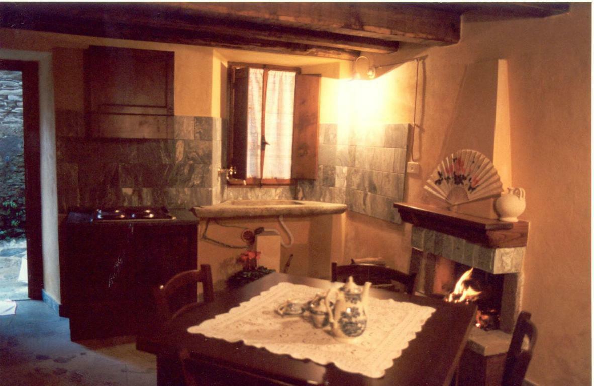 منزل الضيف Borgo Isola Santa الغرفة الصورة